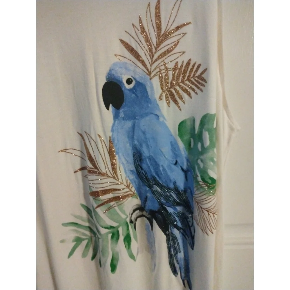 Sequin Parrot Tank Apt. 9 Lightweight Beachy Artsy Summer Vacation M - Picture 2 of 9